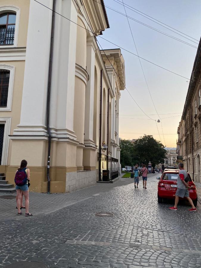 Апартаменти Королівські На Вулиці Лесі Українки 19 리비프 외부 사진